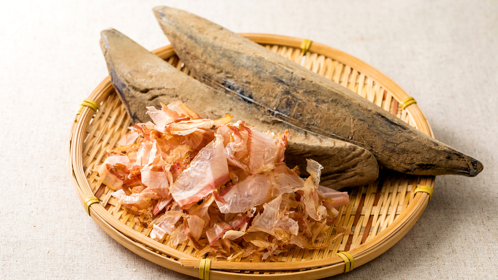 https://www.tastingtable.com/img/gallery/everything-you-need-to-know-about-katsuobushi/l-intro-1679346704.jpg