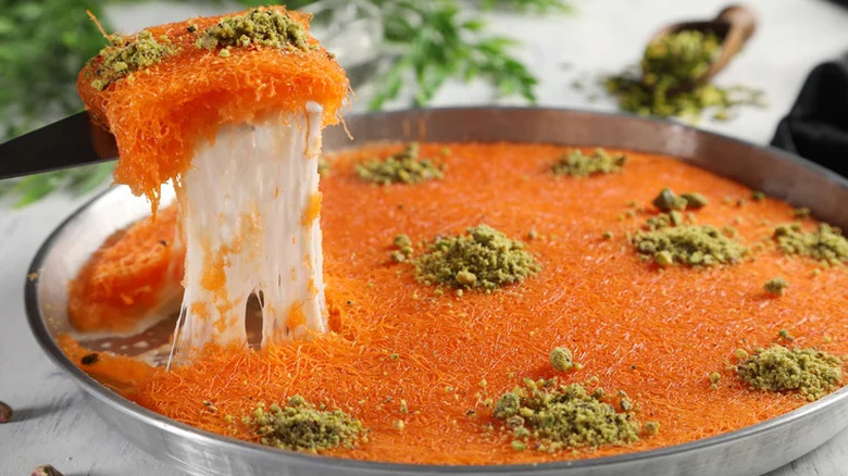 Large knafeh with stretchy cheese