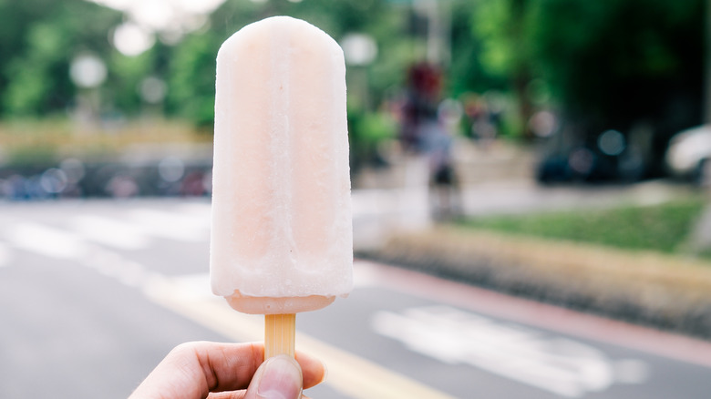 Frozen lychee popsicle 