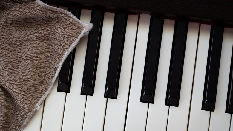 Piano keys with cloth