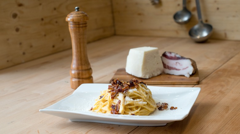 table with pasta and ingredients