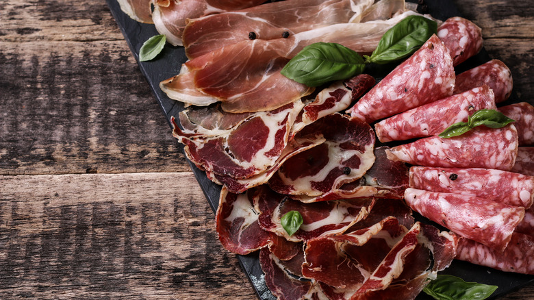 Cured meats on table 