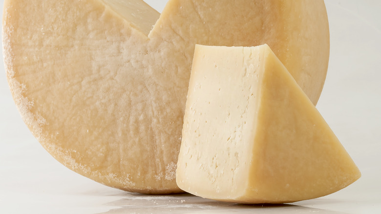 Sliced San Michali cheese