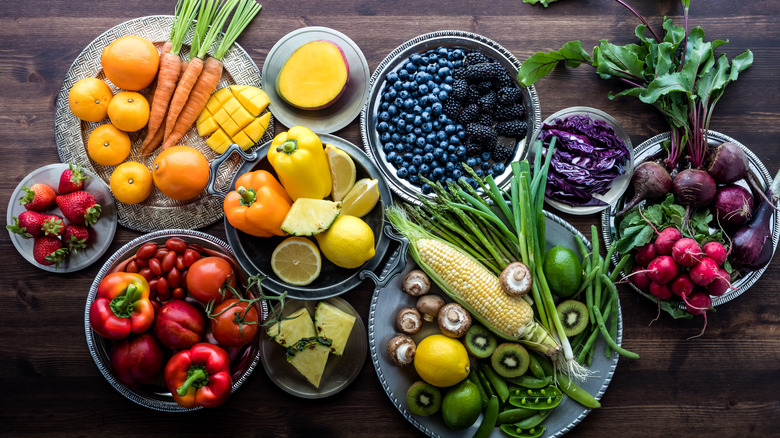 Fruits and vegetables sorted by color