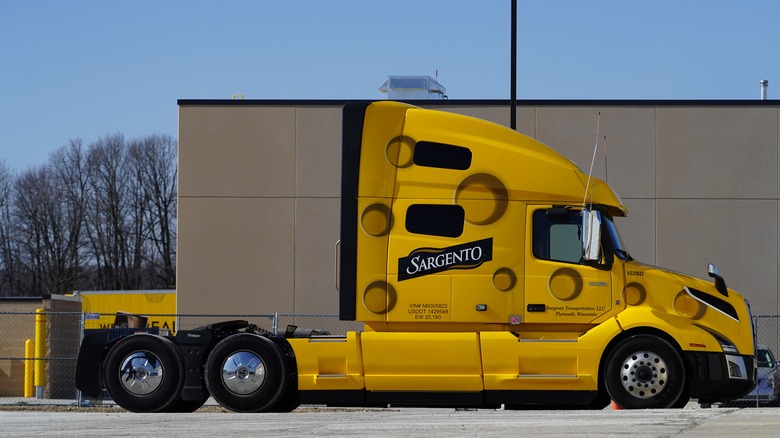 Cheese-themed Sargento Foods truck