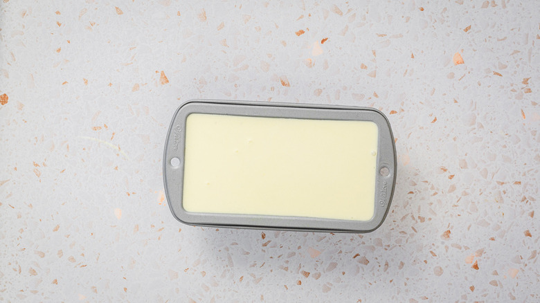1 tray of lemon gelato