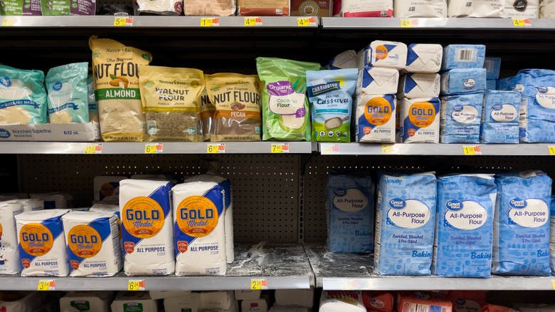 Grocery store flour display