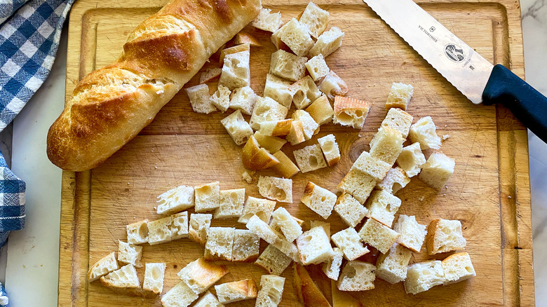 cut bread for croutons