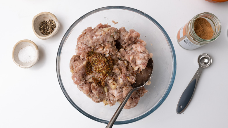 ground sausage in bowl