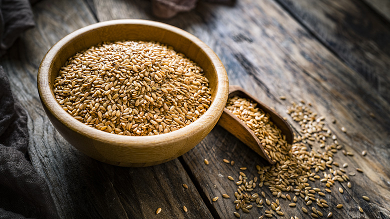 bowl and spoon of flax