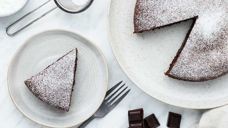 flourless chocolate torte in dish 