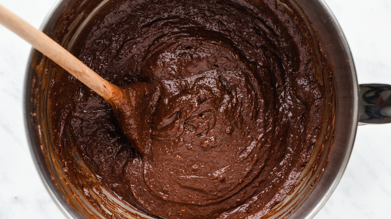 flourless chocolate cake batter 