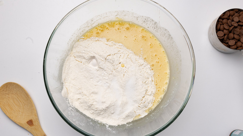 Mixing bowl with muffin batter 