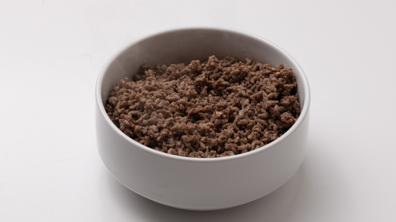 Browned mince in a bowl