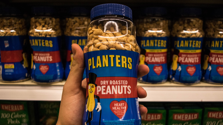 Planters dry roasted peanuts 