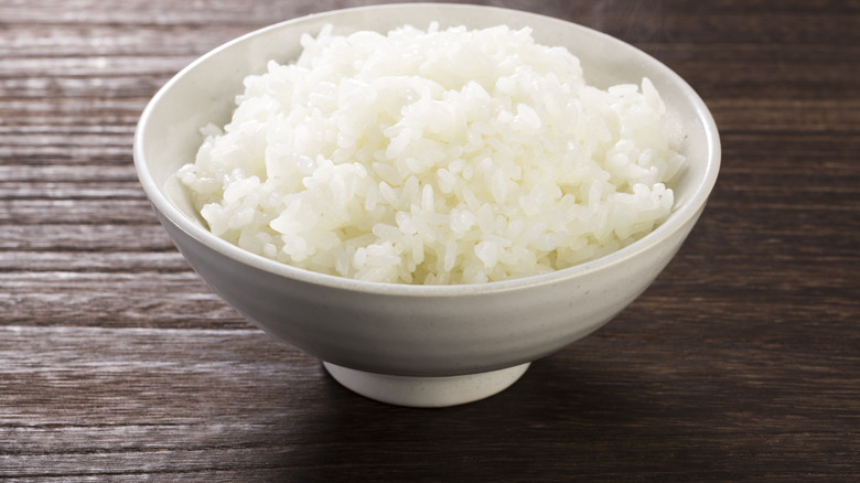 Steamed white rice in a bowl