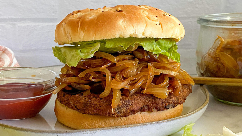 burger with caramelized onions