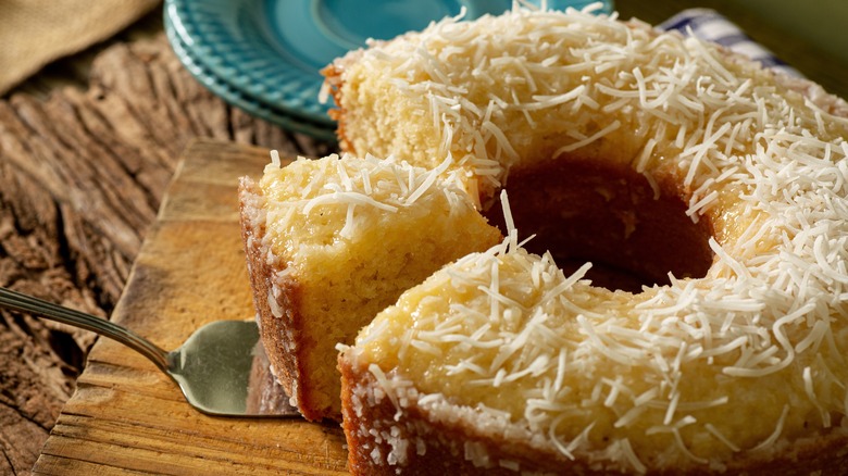 coconut cake