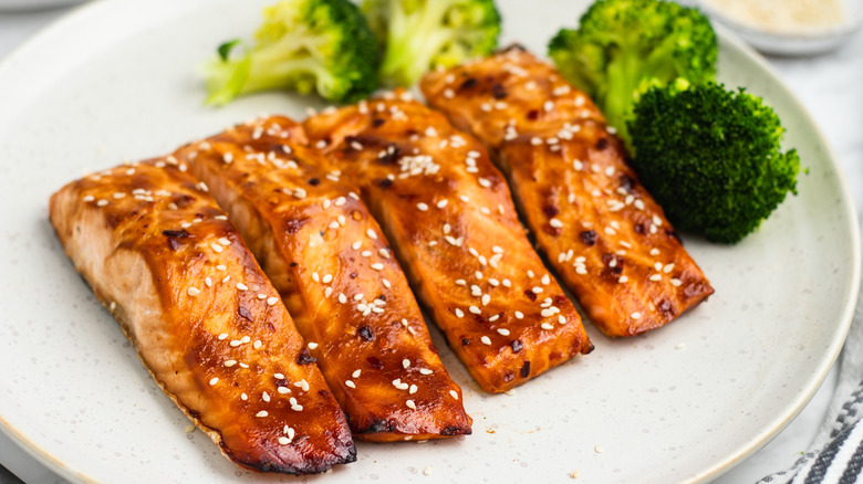 A plate of miso salmon and broccoli