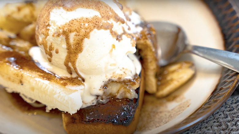 grilled bananas foster in bowl