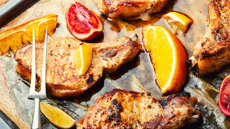 Pork marinaded with oranges