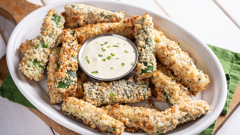 plate of zucchini fries