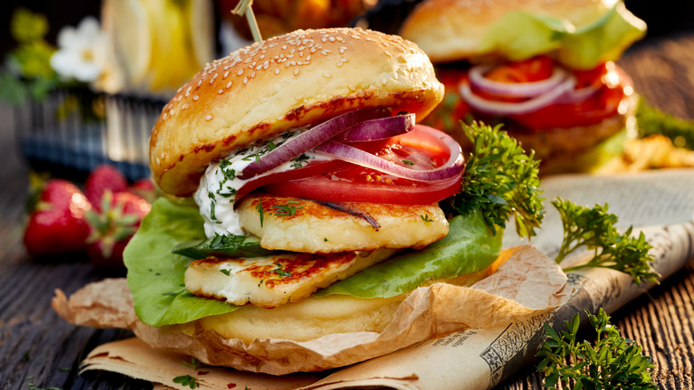 grilled halloumi burgers