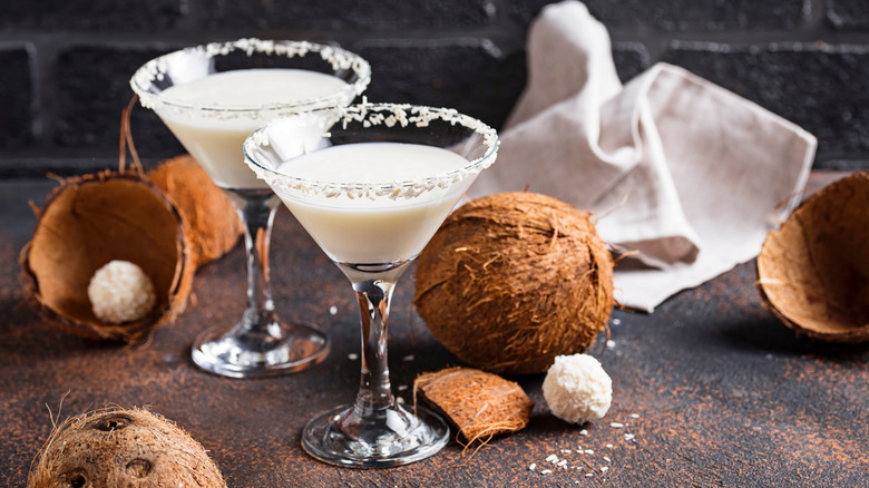 coconut margarita with coconut husks