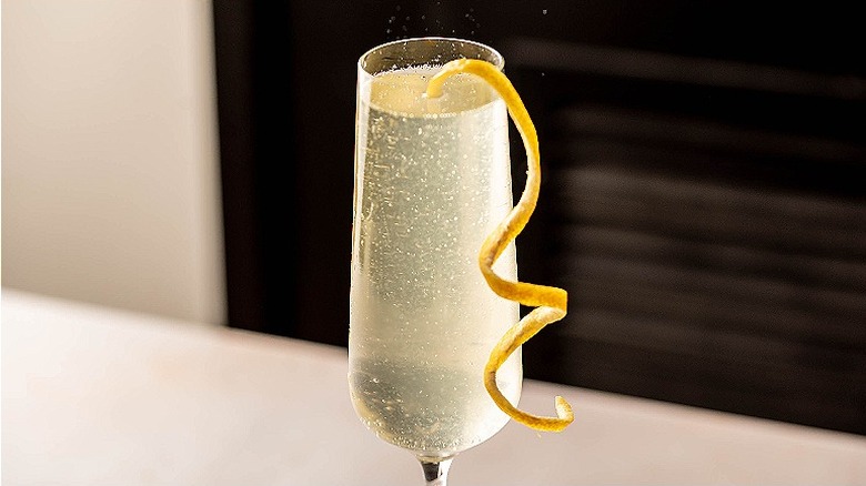 french 75 on table