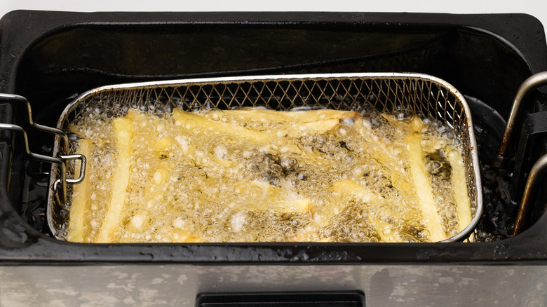 fries in deep fat fryer