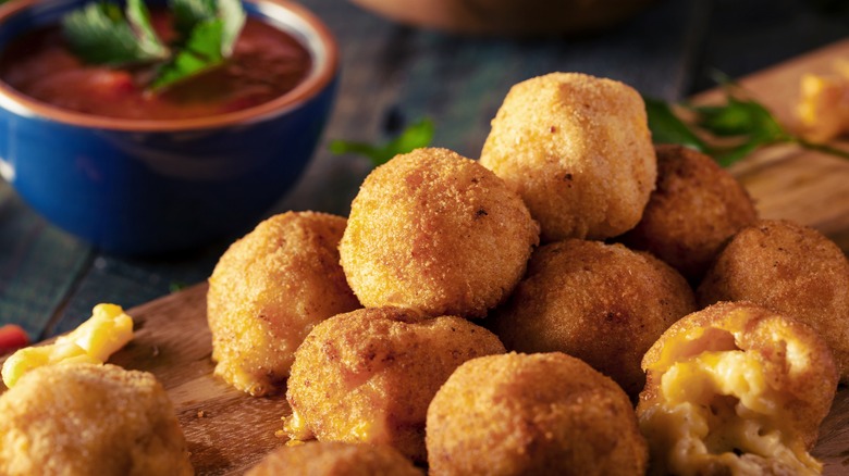 Fried mac and cheese bites