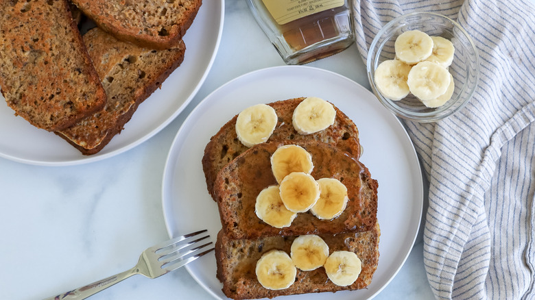 French toast served with banana slices