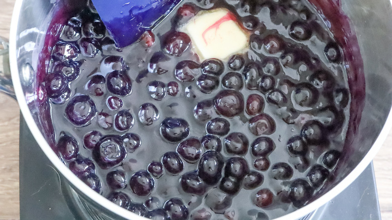 blueberry pie filling with butter