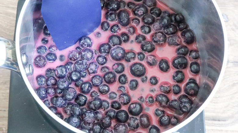 blueberry pie filling in pot