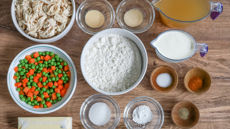 ingredients for chicken and biscuits