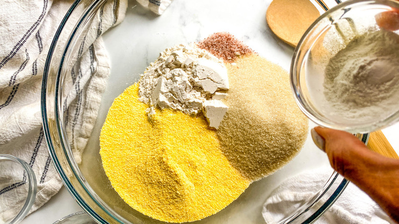 dry ingredients in bowl 