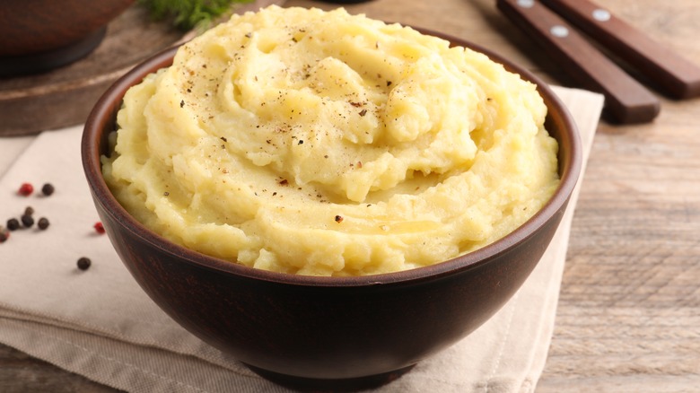 Bowl of mashed potato