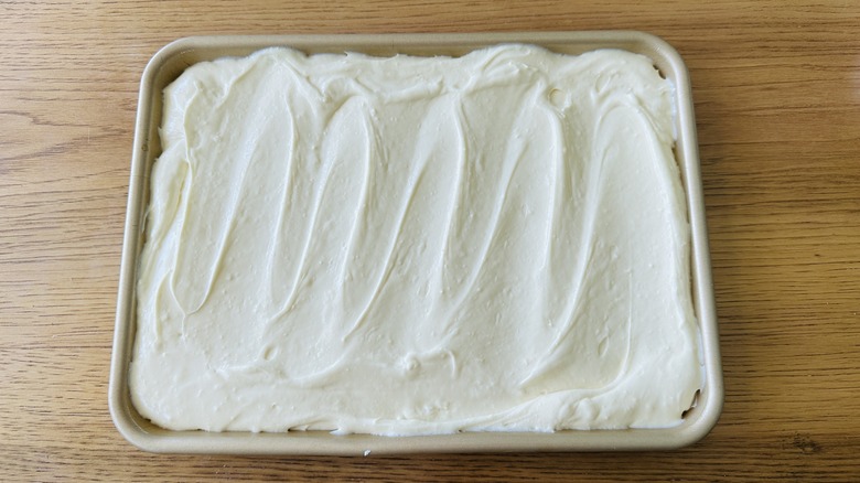 cream cheese filling in pan