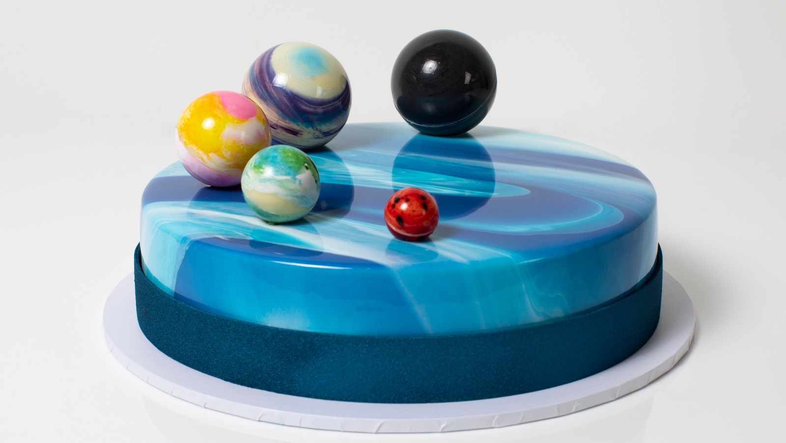 Halal-Certified Galaxy Exploration Cake - Piece Of Cake