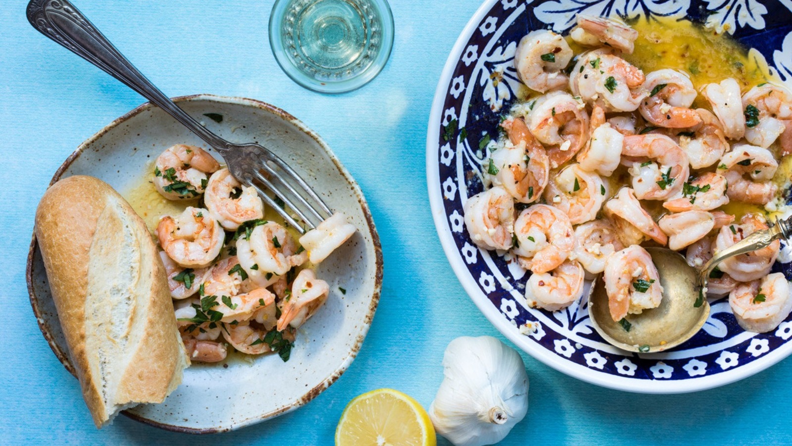 https://www.tastingtable.com/img/gallery/garlic-butter-shrimp-recipe/l-intro-1640790216.jpg