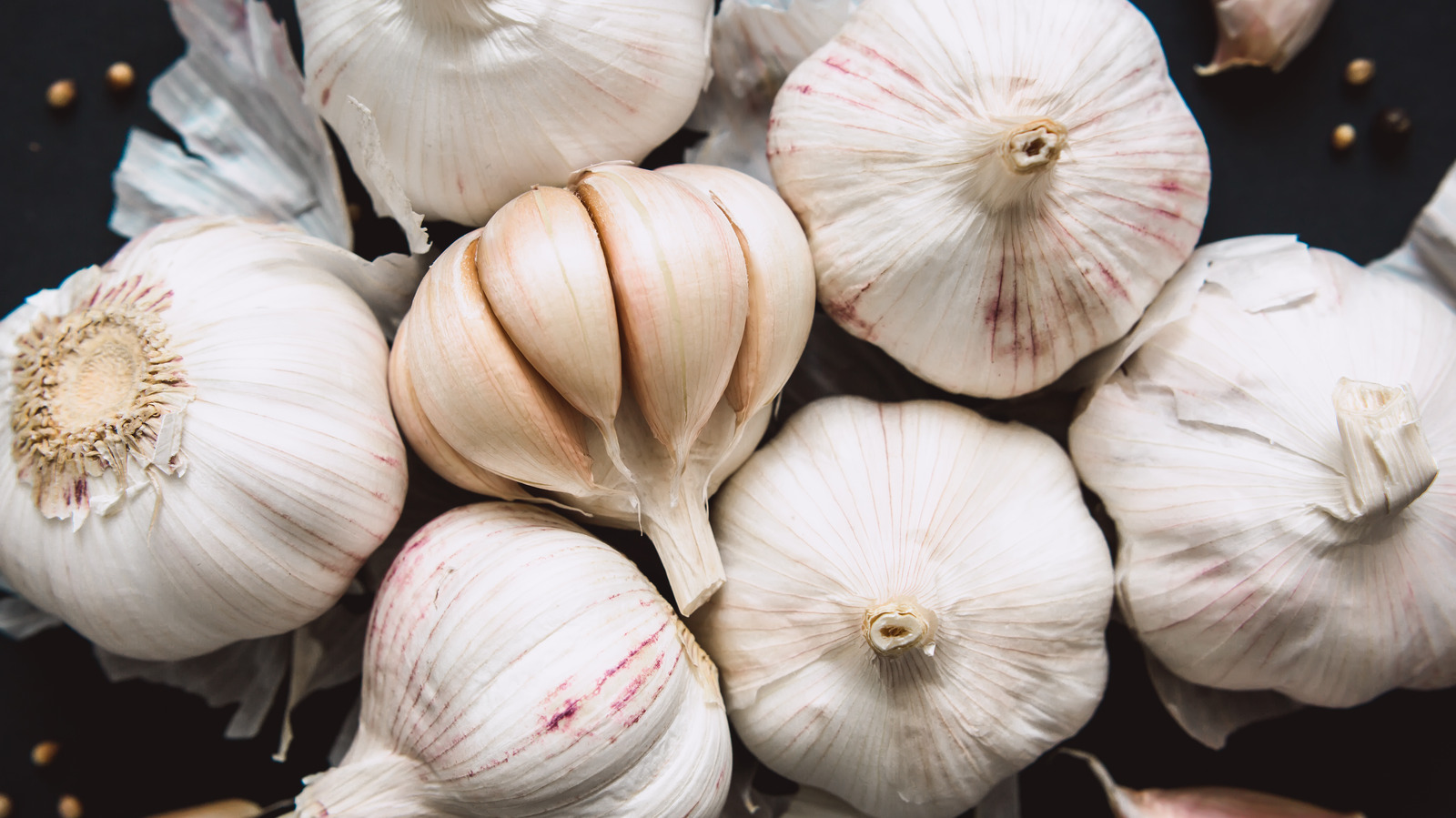 The Best Substitute for Fresh Garlic: We Tried 5 and Here's the Best