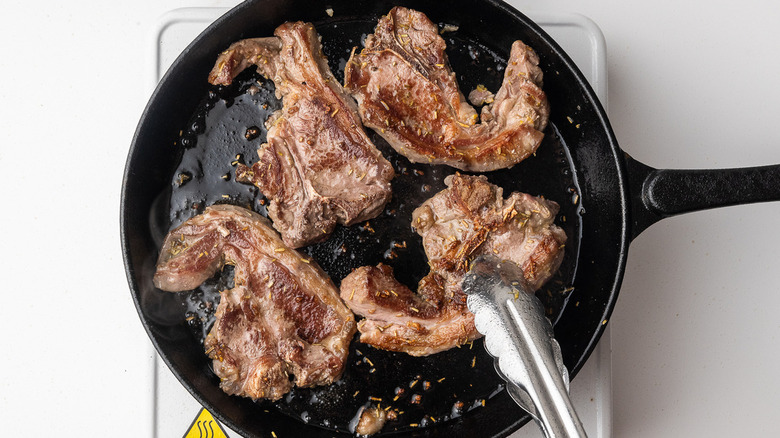 searing lamb chops