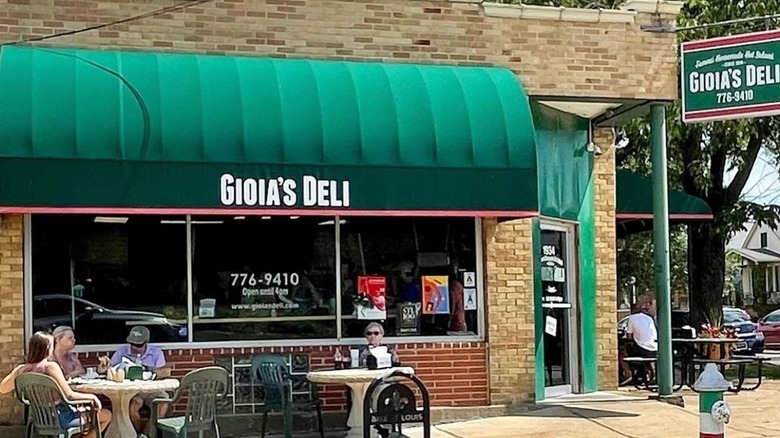 Gioia's Deli