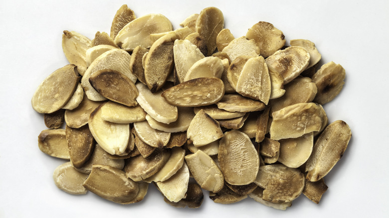 Small pile of toasted flaked almonds