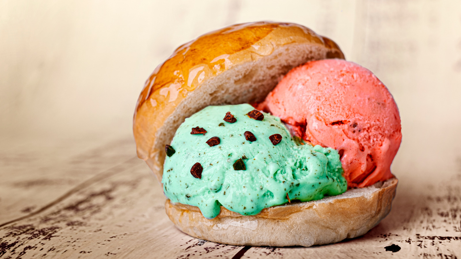 Pistachio Ice Cream Roll