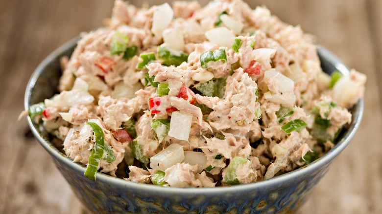 tuna salad poke bowl