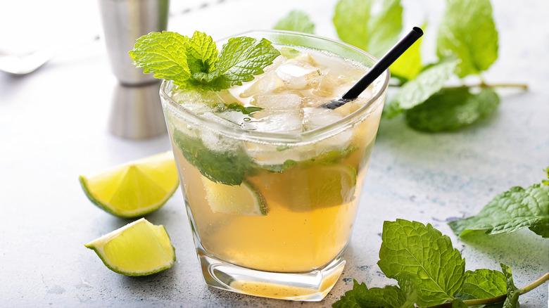 Mojito with lime and mint