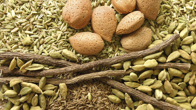 fennel and spices 