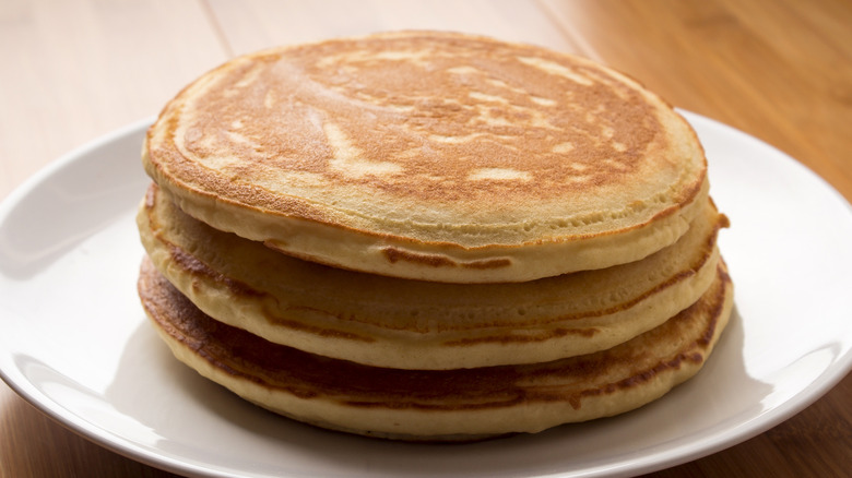 stack of fluffy pancakes