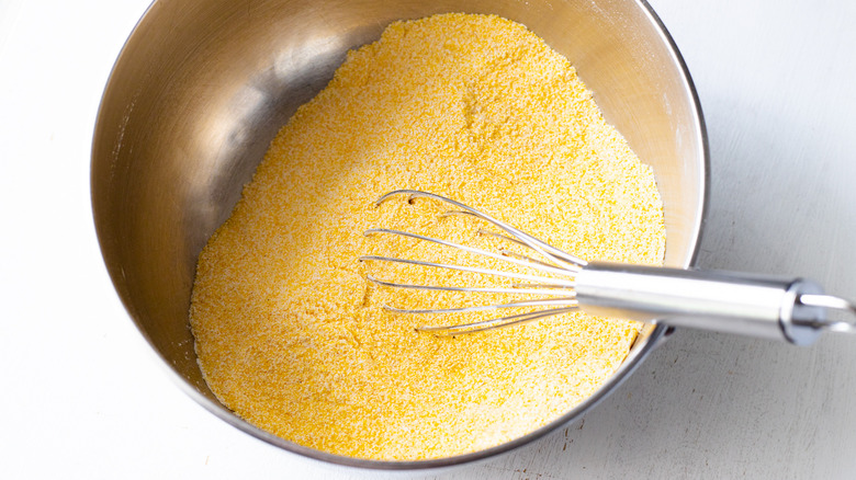 dry cornbread ingredients in bowl